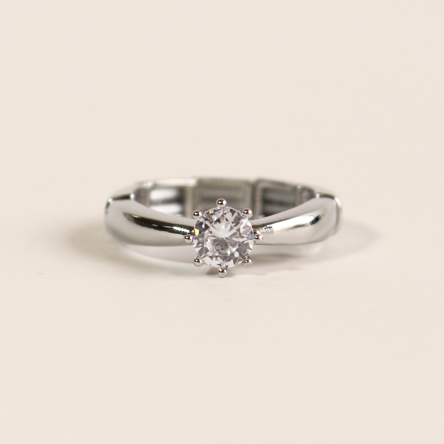 Round Solitaire Stretch Ring | Silver